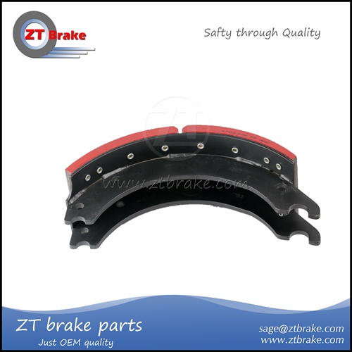 4703  lined brake shoe