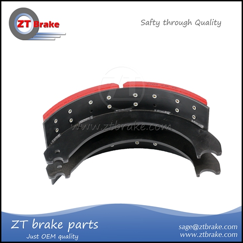 4709ES2   lined brake shoe