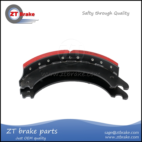 4720  lined brake shoe