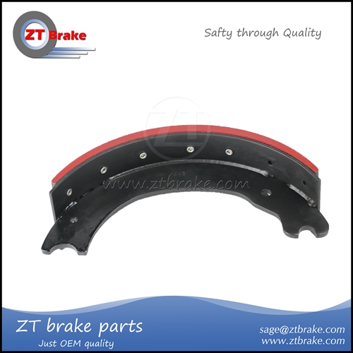 1443E lined brake shoe